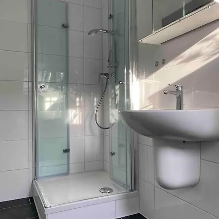 Apartament Essmz13 *
